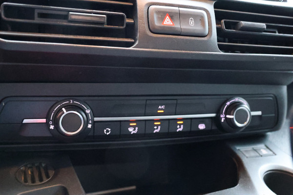Citroën Berlingo 1.6 BlueHDI 100PK XL L2H1 | 3-Zitter | Camera | CarPlay / Android auto | Trekhaak | Cruise control | PDC V+A | Airco | Nieuwe APK | NAP Logisch
