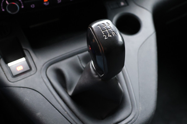 Citroën Berlingo 1.6 BlueHDI 100PK XL L2H1 | 3-Zitter | Camera | CarPlay / Android auto | Trekhaak | Cruise control | PDC V+A | Airco | Nieuwe APK | NAP Logisch