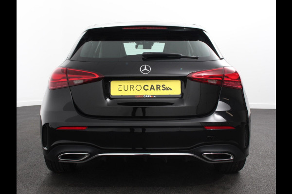 Mercedes-Benz A-Klasse 200 Automaat AMG Line | Navigatie | Climate control | Camera | Parkeer sensoren | Half Lederen Bekleding | Led  | Cruise Control adaptive | LM Velgen | Dab | Led