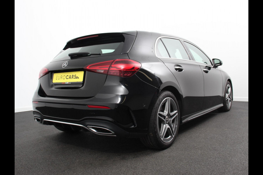 Mercedes-Benz A-Klasse 200 Automaat AMG Line | Navigatie | Climate control | Camera | Parkeer sensoren | Half Lederen Bekleding | Led  | Cruise Control adaptive | LM Velgen | Dab | Led