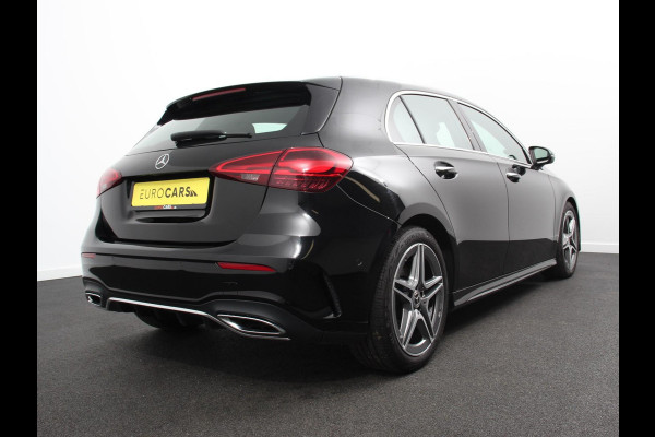 Mercedes-Benz A-Klasse 200 Automaat AMG Line | Navigatie | Climate control | Camera | Parkeer sensoren | Half Lederen Bekleding | Led  | Cruise Control adaptive | LM Velgen | Dab | Led