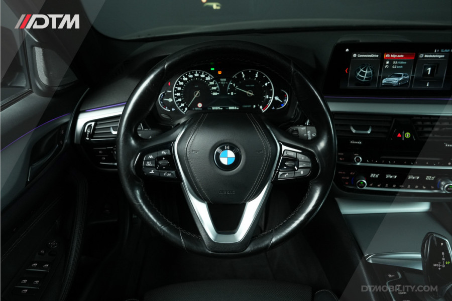 BMW 5 Serie Touring 525d High Executive | Pano | Stoeverkl. | 360 |