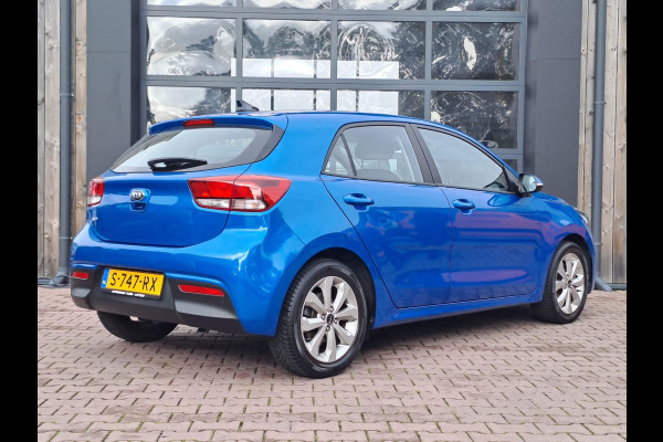 Kia Rio 1.0 T-GDi MHEV DynamicLine | LED | Trekhaak | Cruise | Camera | Stuur- en stoelverwarming | Navi |