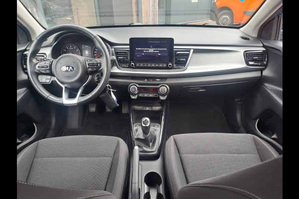 Kia Rio 1.0 T-GDi MHEV DynamicLine | LED | Trekhaak | Cruise | Camera | Stuur- en stoelverwarming | Navi |