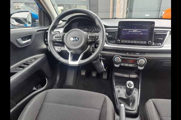 Kia Rio 1.0 T-GDi MHEV DynamicLine | LED | Trekhaak | Cruise | Camera | Stuur- en stoelverwarming | Navi |