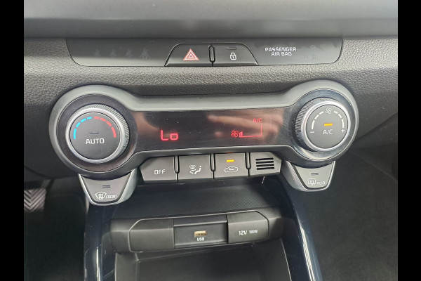 Kia Rio 1.0 T-GDi MHEV DynamicLine | LED | Trekhaak | Cruise | Camera | Stuur- en stoelverwarming | Navi |