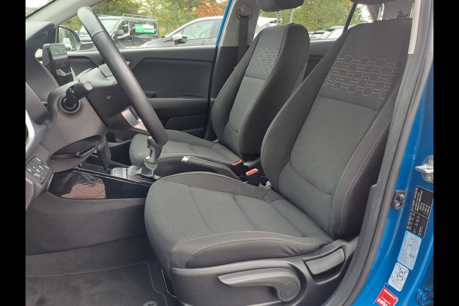 Kia Rio 1.0 T-GDi MHEV DynamicLine | LED | Trekhaak | Cruise | Camera | Stuur- en stoelverwarming | Navi |