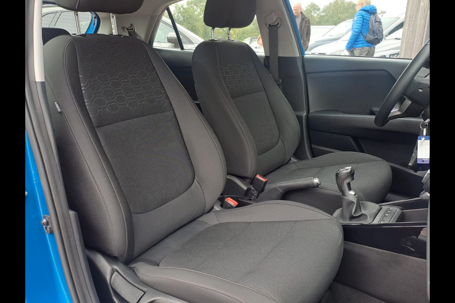 Kia Rio 1.0 T-GDi MHEV DynamicLine | LED | Trekhaak | Cruise | Camera | Stuur- en stoelverwarming | Navi |