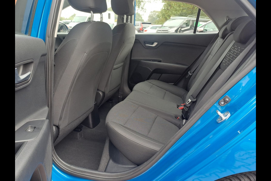 Kia Rio 1.0 T-GDi MHEV DynamicLine | LED | Trekhaak | Cruise | Camera | Stuur- en stoelverwarming | Navi |