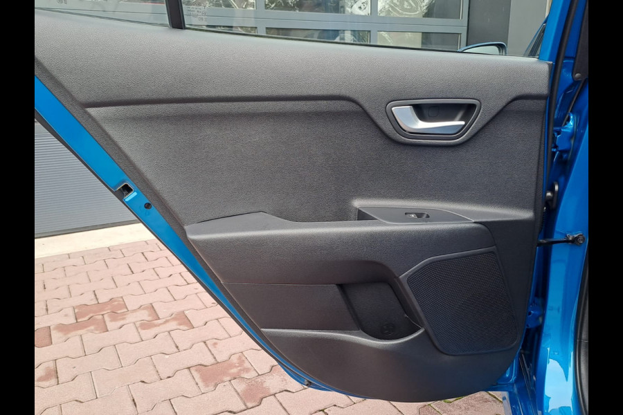 Kia Rio 1.0 T-GDi MHEV DynamicLine | LED | Trekhaak | Cruise | Camera | Stuur- en stoelverwarming | Navi |