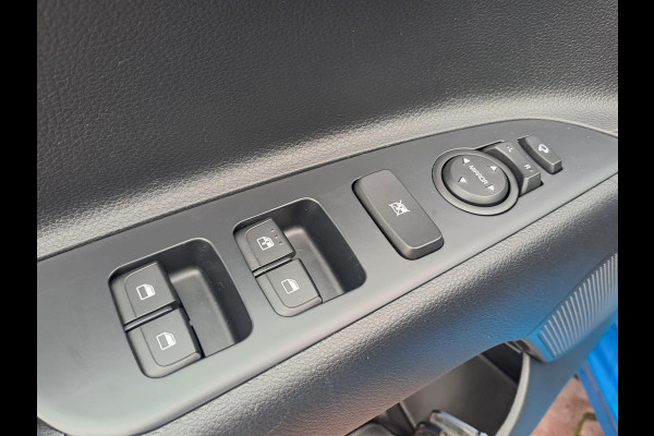 Kia Rio 1.0 T-GDi MHEV DynamicLine | LED | Trekhaak | Cruise | Camera | Stuur- en stoelverwarming | Navi |