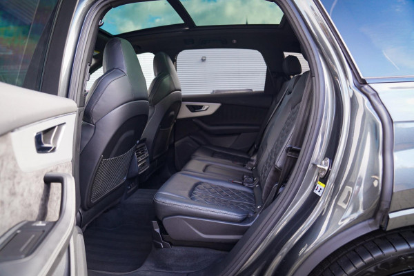 Audi Q7 55 TFSI Quattro Pro Line Plus | Panorama | Massage | Trekhaak | RS zetels | HUD | Adaptieve Cruise Control | Lane Assist |