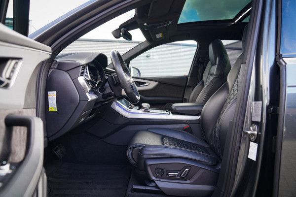 Audi Q7 55 TFSI Quattro Pro Line Plus | Panorama | Massage | Trekhaak | RS zetels | HUD | Adaptieve Cruise Control | Lane Assist |