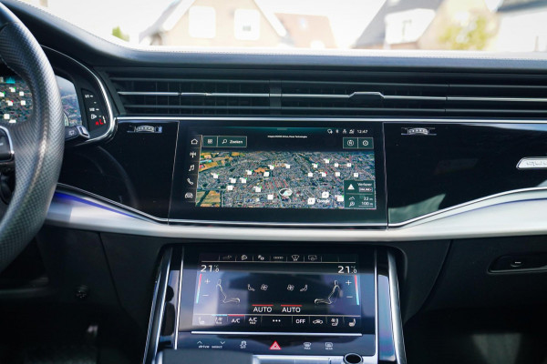 Audi Q7 55 TFSI Quattro Pro Line Plus | Panorama | Massage | Trekhaak | RS zetels | HUD | Adaptieve Cruise Control | Lane Assist |
