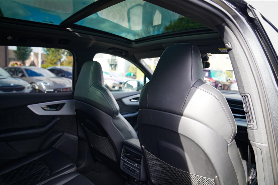 Audi Q7 55 TFSI Quattro Pro Line Plus | Panorama | Massage | Trekhaak | RS zetels | HUD | Adaptieve Cruise Control | Lane Assist |