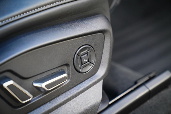 Audi Q7 55 TFSI Quattro Pro Line Plus | Panorama | Massage | Trekhaak | RS zetels | HUD | Adaptieve Cruise Control | Lane Assist |