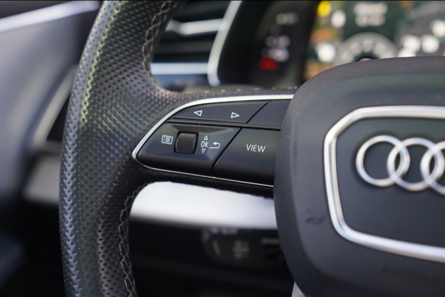 Audi Q7 55 TFSI Quattro Pro Line Plus | Panorama | Massage | Trekhaak | RS zetels | HUD | Adaptieve Cruise Control | Lane Assist |