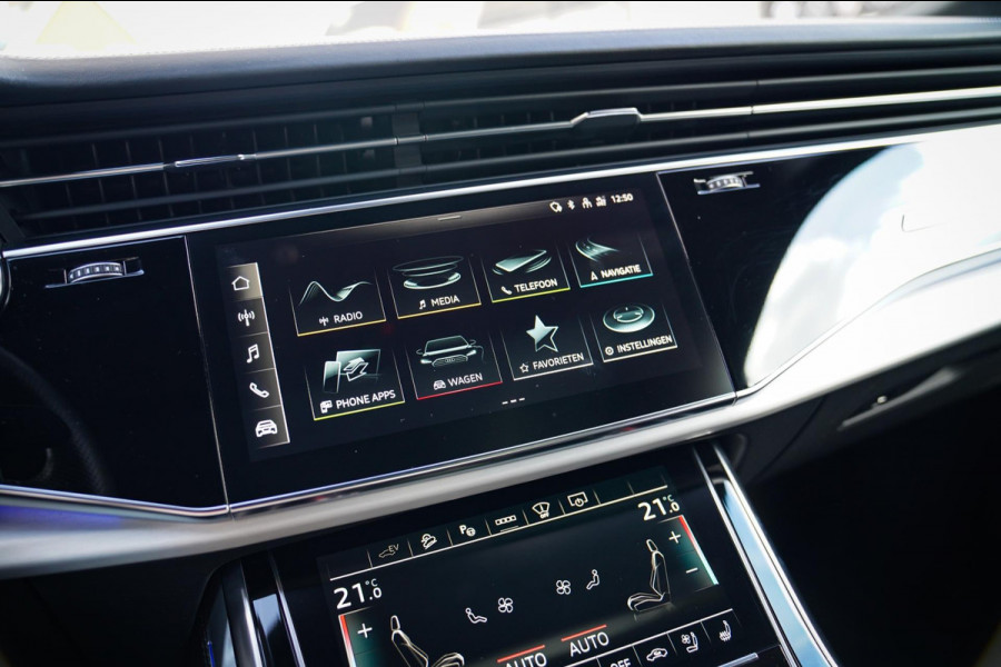 Audi Q7 55 TFSI Quattro Pro Line Plus | Panorama | Massage | Trekhaak | RS zetels | HUD | Adaptieve Cruise Control | Lane Assist |