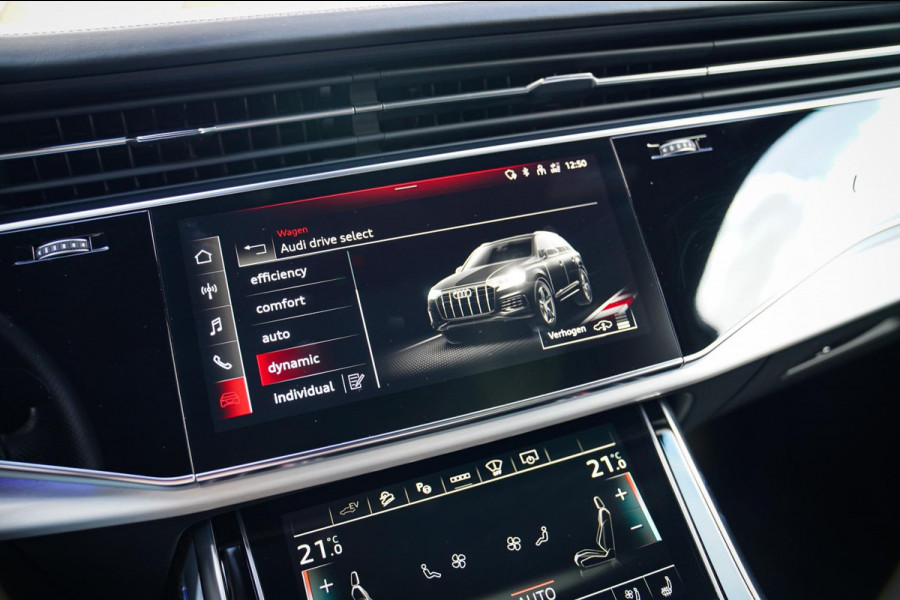 Audi Q7 55 TFSI Quattro Pro Line Plus | Panorama | Massage | Trekhaak | RS zetels | HUD | Adaptieve Cruise Control | Lane Assist |