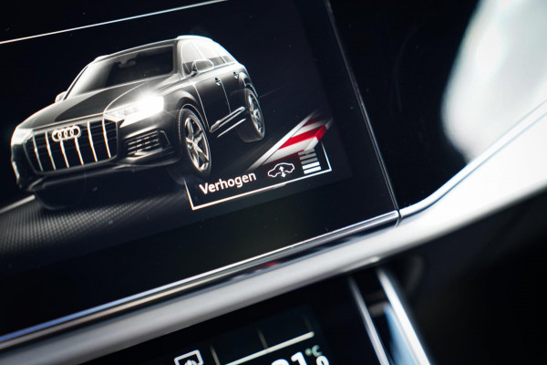 Audi Q7 55 TFSI Quattro Pro Line Plus | Panorama | Massage | Trekhaak | RS zetels | HUD | Adaptieve Cruise Control | Lane Assist |