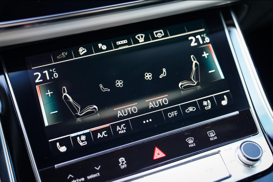 Audi Q7 55 TFSI Quattro Pro Line Plus | Panorama | Massage | Trekhaak | RS zetels | HUD | Adaptieve Cruise Control | Lane Assist |