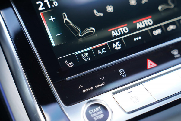 Audi Q7 55 TFSI Quattro Pro Line Plus | Panorama | Massage | Trekhaak | RS zetels | HUD | Adaptieve Cruise Control | Lane Assist |