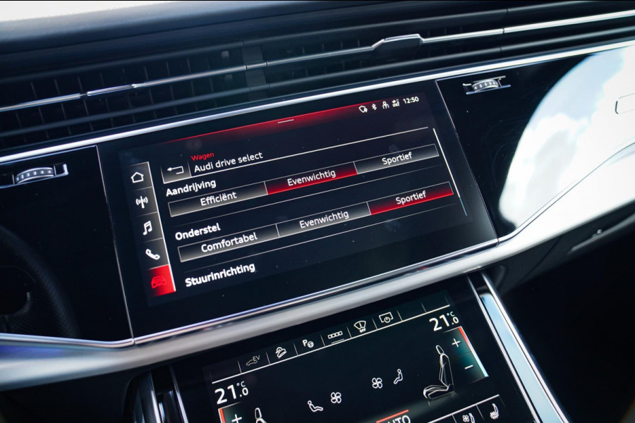 Audi Q7 55 TFSI Quattro Pro Line Plus | Panorama | Massage | Trekhaak | RS zetels | HUD | Adaptieve Cruise Control | Lane Assist |