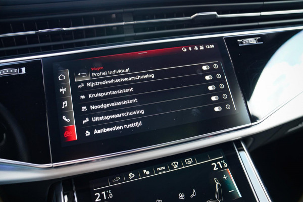 Audi Q7 55 TFSI Quattro Pro Line Plus | Panorama | Massage | Trekhaak | RS zetels | HUD | Adaptieve Cruise Control | Lane Assist |