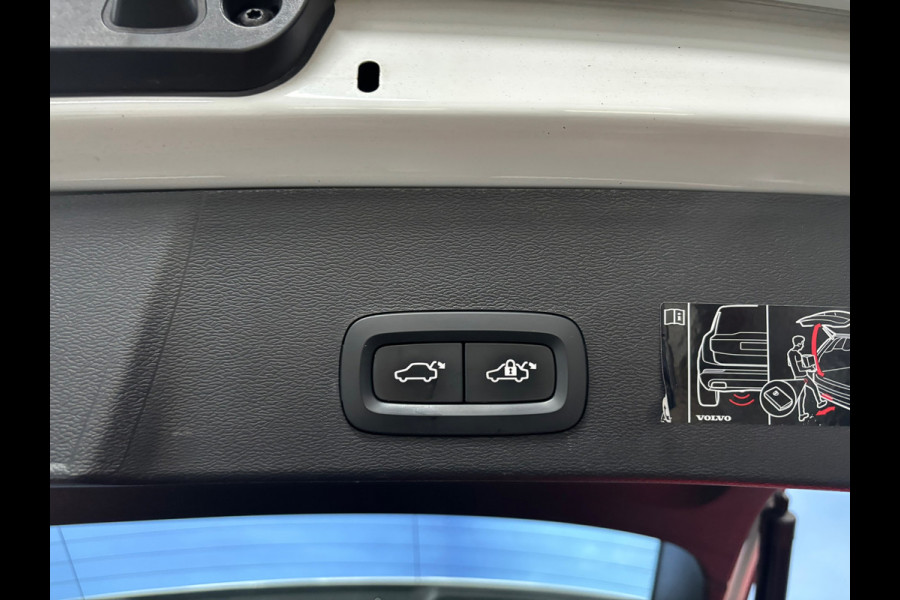 Volvo XC40 1.5 T2 Business Pro Navi | Clima | Cruise| Camera | Trekhaak