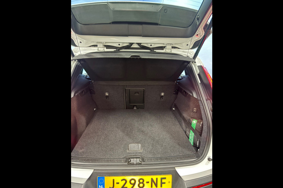Volvo XC40 1.5 T2 Business Pro Navi | Clima | Cruise| Camera | Trekhaak