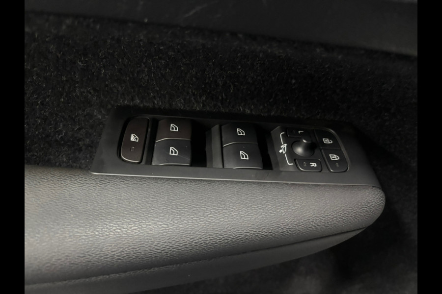 Volvo XC40 1.5 T2 Business Pro Navi | Clima | Cruise| Camera | Trekhaak