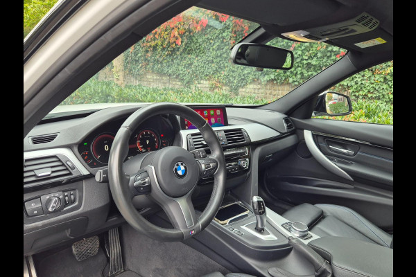 BMW 3 Serie Touring M Sport Nov-2019 NAP Panorama CarPlay GARANTIE inbeg. LED Breedset velgen RIJKLAAR APK tot 4-2027