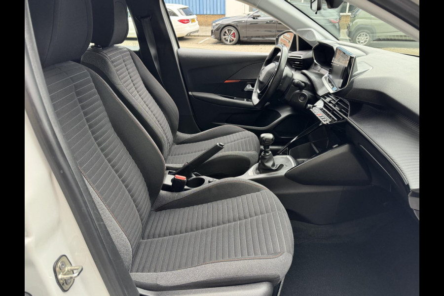 Peugeot 208 1.2 PureTech Active Pack - Apple CarPlay / Navigatie I Airco I LED I PDC I 54.200 KM - Dealer onderhouden