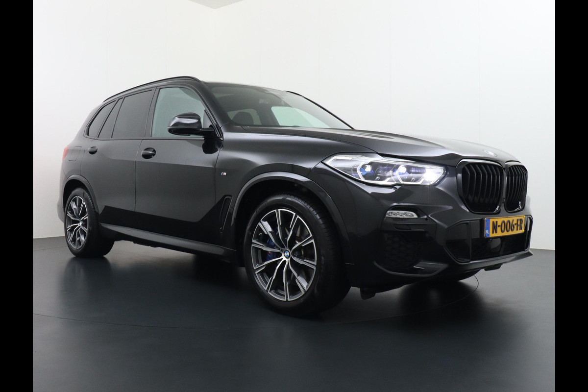 BMW X5 xDrive45e High Executive M SPORT | MEGA COMPLEET | DRIVING ASS. PROFF. | LASER | VERWARMDE STOELEN-STUUR-ACHTERBANK | TREKHAAK | HEAD UP | 1E EIGENAAR+DEALER ONDERHOUDEN BMW X5 xDrive45e High Executive M SPORT | MEGA COMPLEET | DRIVING ASS. PROFF. | LASER | VERWARMDE STOELEN-STUUR-ACHTERBANK | TREKHAAK | HEAD UP | 1E EIGENAAR+DEALER ONDERHOUDEN