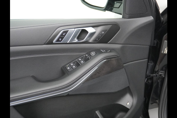 BMW X5 xDrive45e High Executive M SPORT | MEGA COMPLEET | DRIVING ASS. PROFF. | LASER | VERWARMDE STOELEN-STUUR-ACHTERBANK | TREKHAAK | HEAD UP | 1E EIGENAAR+DEALER ONDERHOUDEN