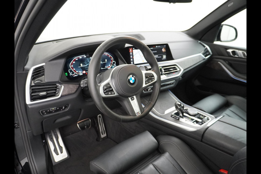 BMW X5 xDrive45e High Executive M SPORT | MEGA COMPLEET | DRIVING ASS. PROFF. | LASER | VERWARMDE STOELEN-STUUR-ACHTERBANK | TREKHAAK | HEAD UP | 1E EIGENAAR+DEALER ONDERHOUDEN
