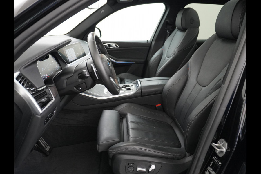 BMW X5 xDrive45e High Executive M SPORT | MEGA COMPLEET | DRIVING ASS. PROFF. | LASER | VERWARMDE STOELEN-STUUR-ACHTERBANK | TREKHAAK | HEAD UP | 1E EIGENAAR+DEALER ONDERHOUDEN