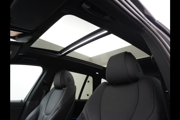 BMW X5 xDrive45e High Executive M SPORT | MEGA COMPLEET | DRIVING ASS. PROFF. | LASER | VERWARMDE STOELEN-STUUR-ACHTERBANK | TREKHAAK | HEAD UP | 1E EIGENAAR+DEALER ONDERHOUDEN