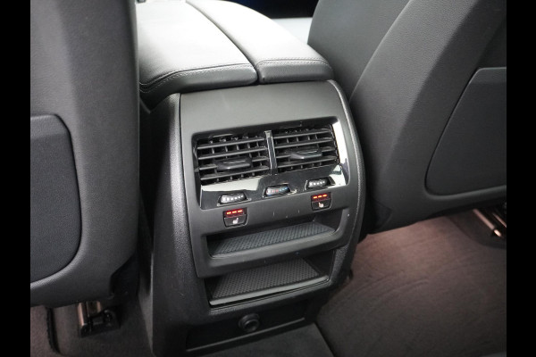BMW X5 xDrive45e High Executive M SPORT | MEGA COMPLEET | DRIVING ASS. PROFF. | LASER | VERWARMDE STOELEN-STUUR-ACHTERBANK | TREKHAAK | HEAD UP | 1E EIGENAAR+DEALER ONDERHOUDEN