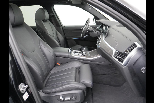 BMW X5 xDrive45e High Executive M SPORT | MEGA COMPLEET | DRIVING ASS. PROFF. | LASER | VERWARMDE STOELEN-STUUR-ACHTERBANK | TREKHAAK | HEAD UP | 1E EIGENAAR+DEALER ONDERHOUDEN