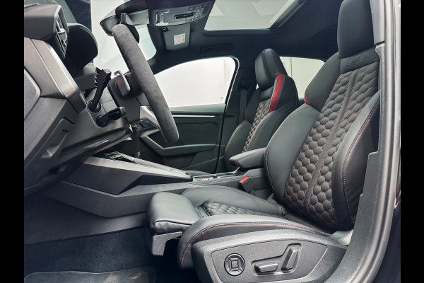 Audi RS3 Sportback 2.5 TFSI RS 3 quattro |B&o|Panorama|Alcantara