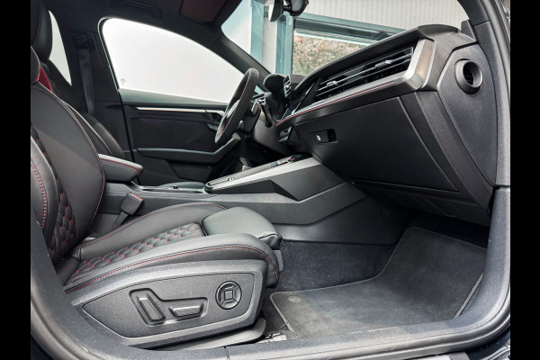 Audi RS3 Sportback 2.5 TFSI RS 3 quattro |B&o|Panorama|Alcantara