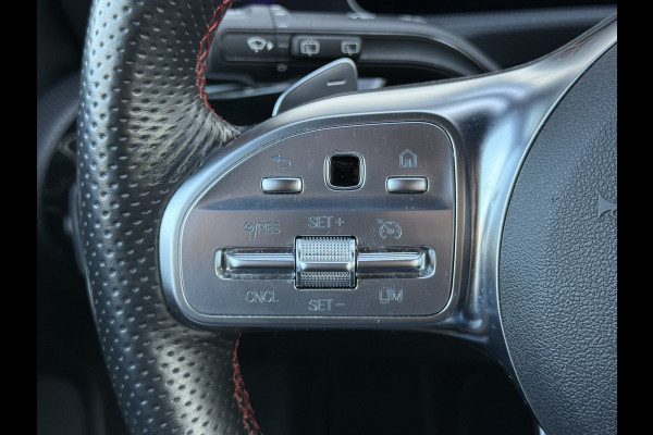 Mercedes-Benz A-Klasse 200 Business Solution AMG | Pano | MultiBeam LED | Ambient Light | Memory | Keyless | 18 inch