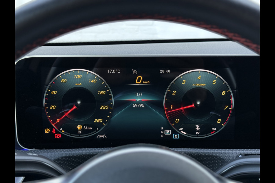 Mercedes-Benz A-Klasse 200 Business Solution AMG | Pano | MultiBeam LED | Ambient Light | Memory | Keyless | 18 inch