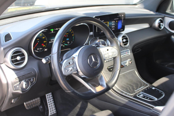 Mercedes-Benz GLC Coupé 300e 4MATIC 320pk AMG Night| Pano | ACC | Elek. trekhaak