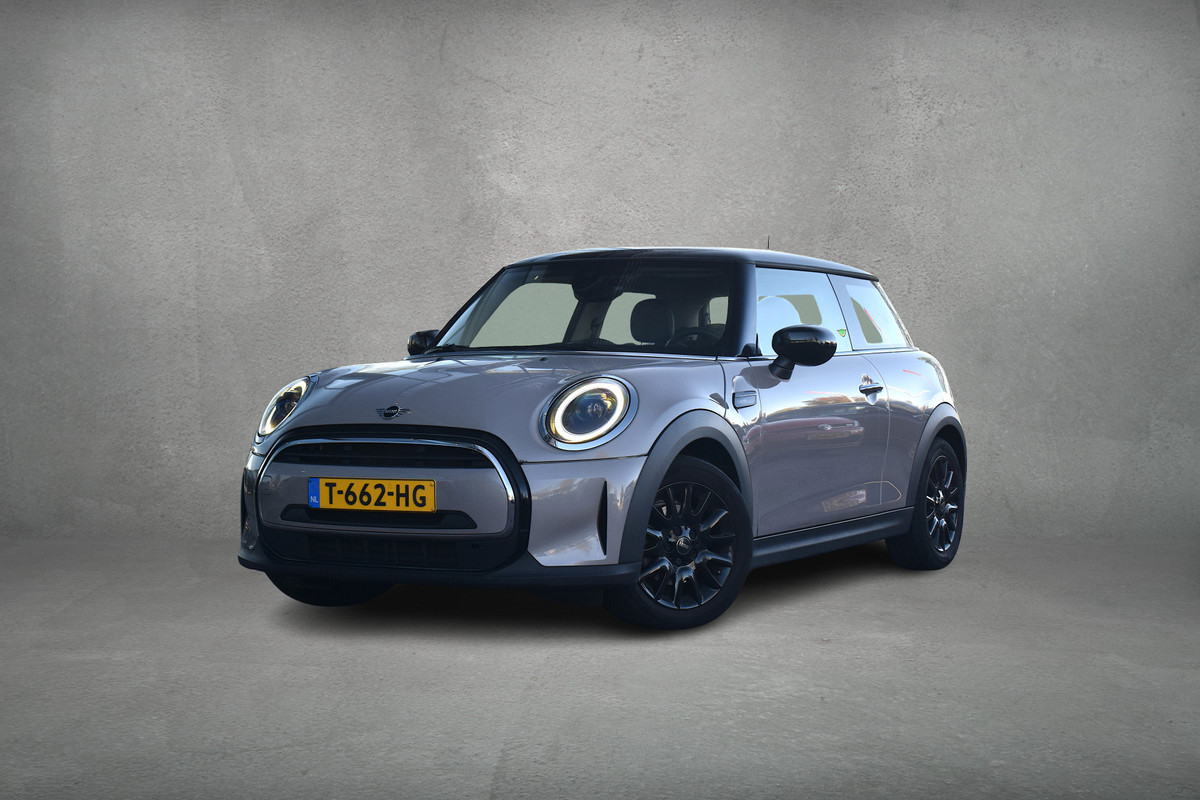 MINI Mini 1.5 Cooper Camden Edition | Apple CarPlay | Half Leer | Cruise | Climate MINI Mini 1.5 Cooper Camden Edition | Apple CarPlay | Half Leer | Cruise | Climate