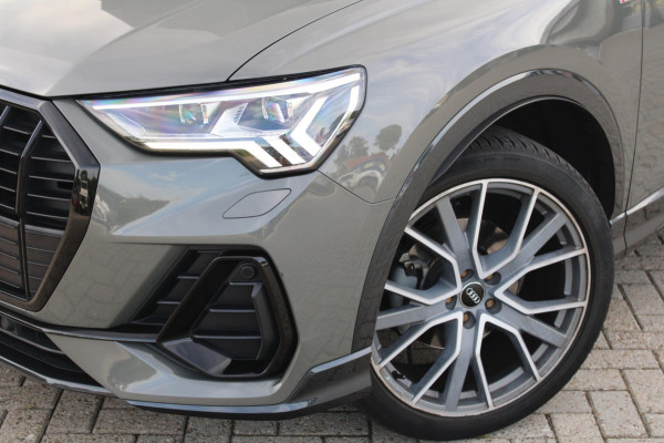 Audi Q3 35 TFSI S-Line | Pano | Sfeer | Matrix | Stoelverwarming