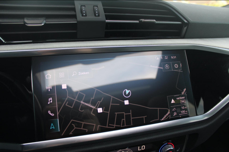 Audi Q3 35 TFSI S-Line | Pano | Sfeer | Matrix | Stoelverwarming