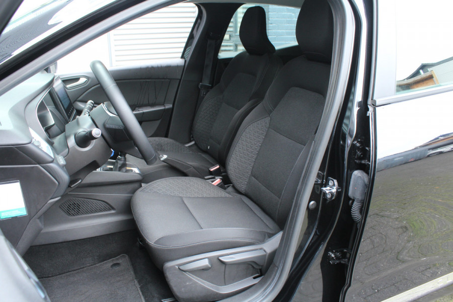 Renault Clio 1.0 TCe 101pk Zen NL-Auto NAP Nieuw Model Airco Cruise Carplay 16"LMV PDC