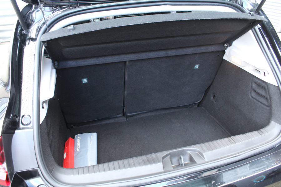 Renault Clio 1.0 TCe 101pk Zen NL-Auto NAP Nieuw Model Airco Cruise Carplay 16"LMV PDC
